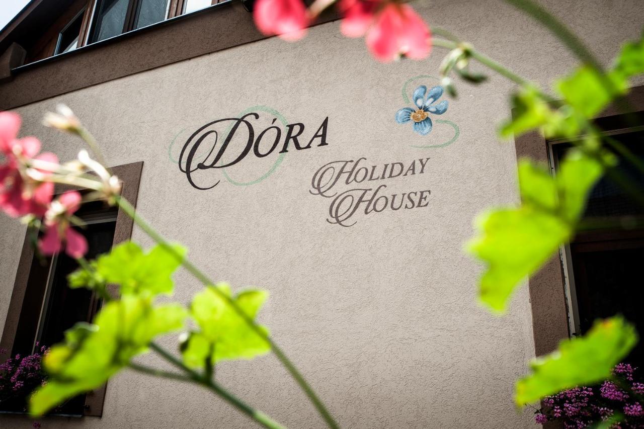 Dora Holiday House & Apartments ケストヘイ エクステリア 写真